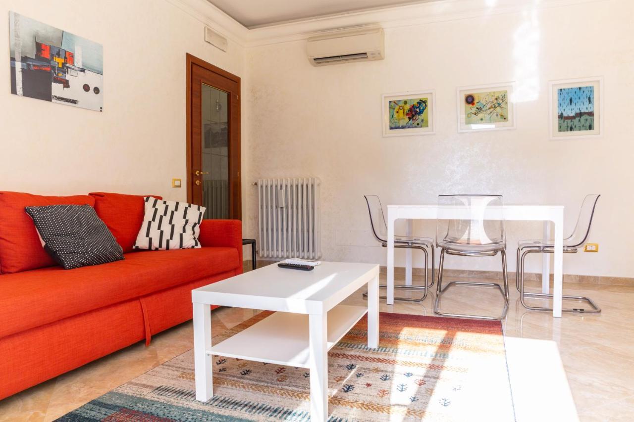 Via Nonantola- Twobedrooms Apartment Roma Ngoại thất bức ảnh