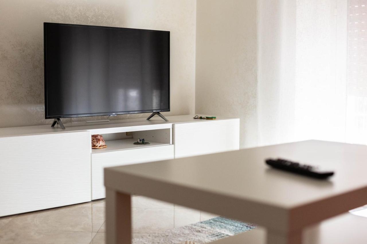 Via Nonantola- Twobedrooms Apartment Roma Ngoại thất bức ảnh